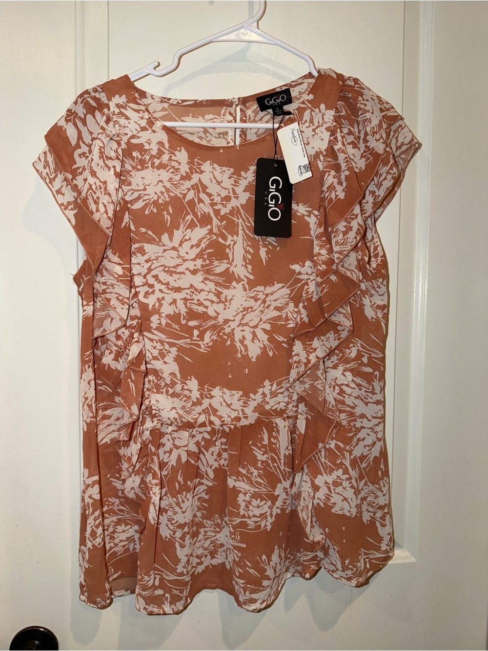 GigiO Women's Rust Floral Ruffle-Sleeve Blouse